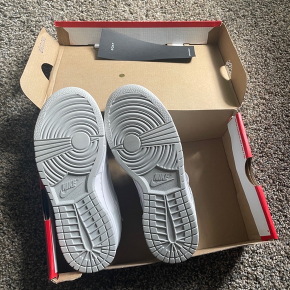 🩶 Nike Dunk Low Next Nature 🩶 - Picture 5 of 12